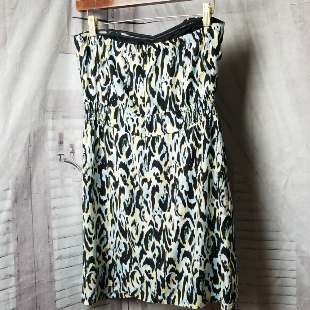 STS Blue | Strapless Lightweight Mini Dress - Picture 3 of 7